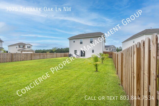 Building Photo - 3075 Tanbark Oak Ln NW