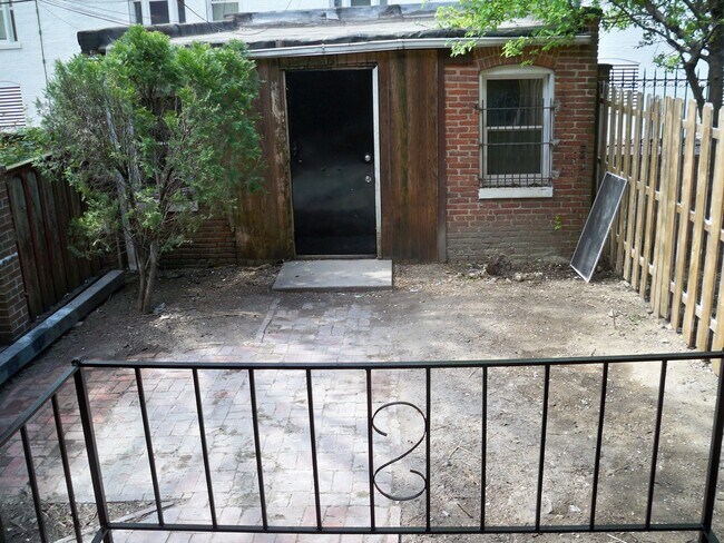 Building Photo - 1708 Linden Ave
