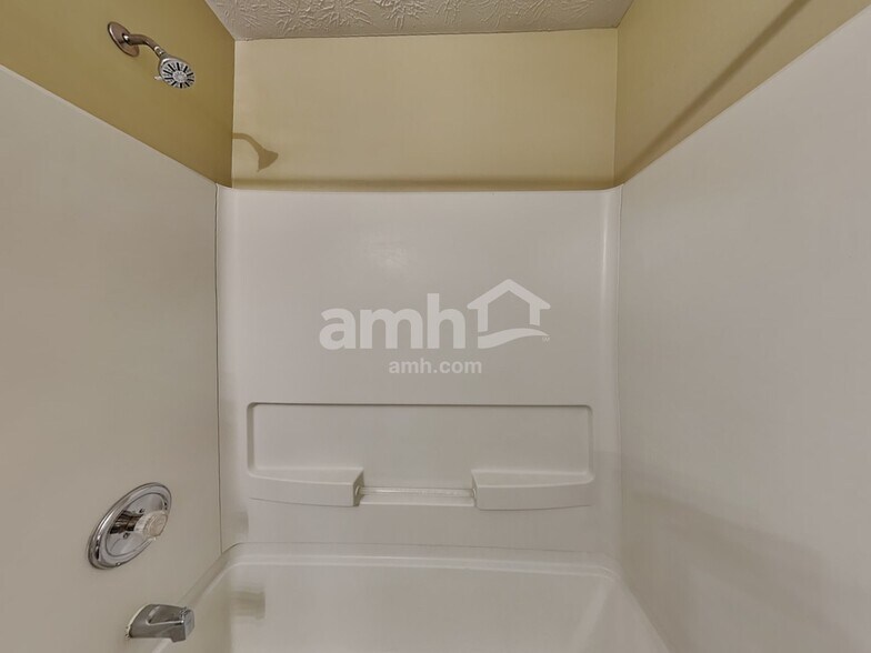 Building Photo - 12711 Buck Run Dr