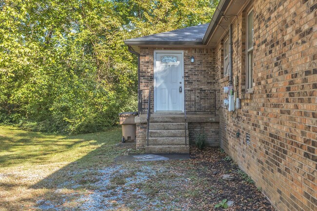 Building Photo - Charming Duplex in Prime Walkable 12 South Location!