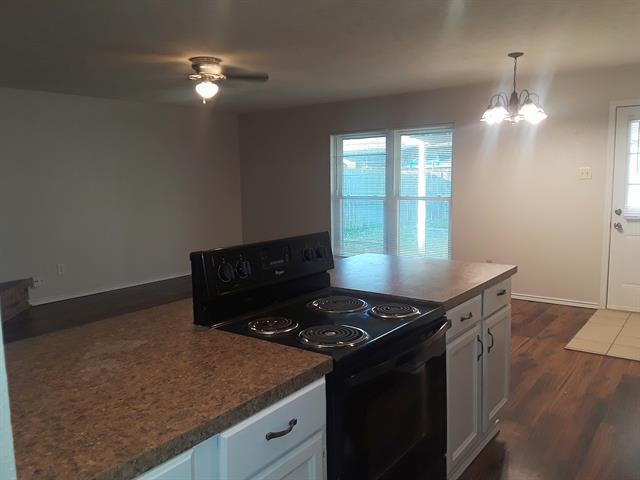 Building Photo - 553 Oldbridge Dr