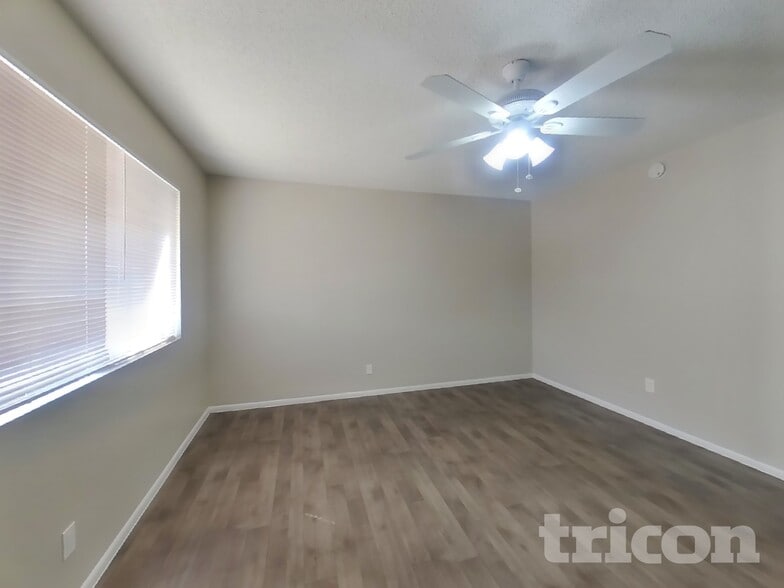 Building Photo - 1626 W Pepper Pl