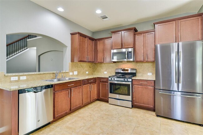 Building Photo - 371 Purple Martin Ave