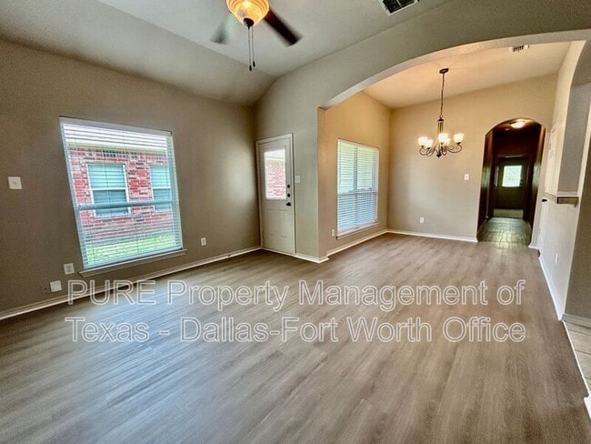 Building Photo - 1421 Piedmont Dr