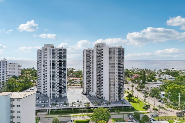 Building Photo - 2701 N Ocean Blvd