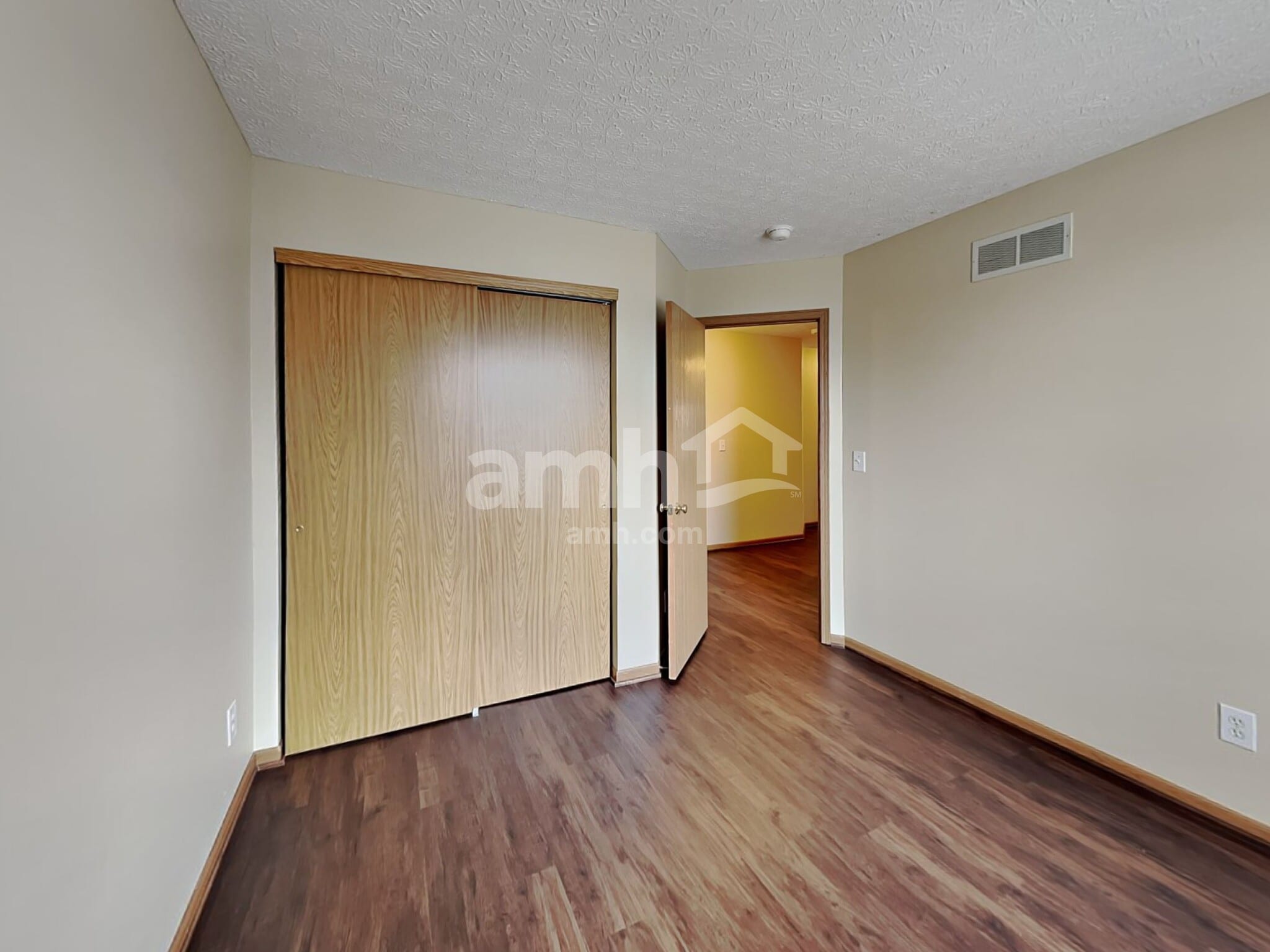 Building Photo - 1840 Pine Grove Pl