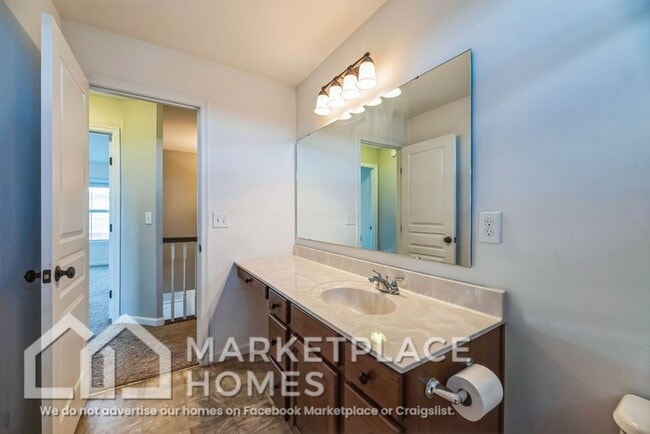 Building Photo - 2807 Bentwood Dr
