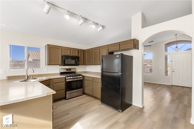 Building Photo - 917 Blue Arroyo Dr