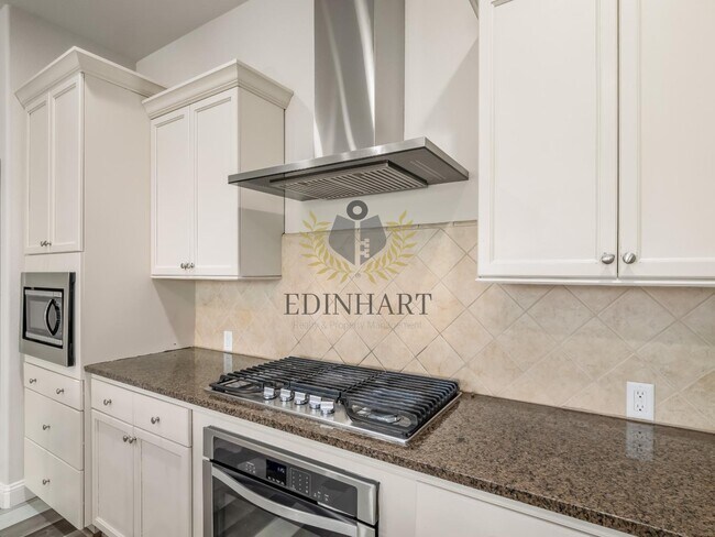 Building Photo - 1026 E Carnoustie Ave