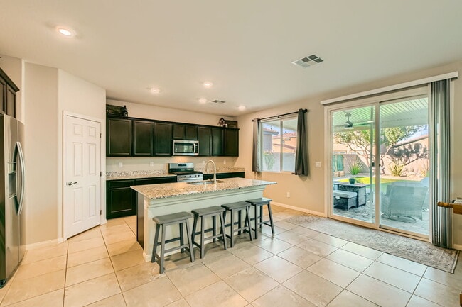 Building Photo - GATED 2-STORY HOME!