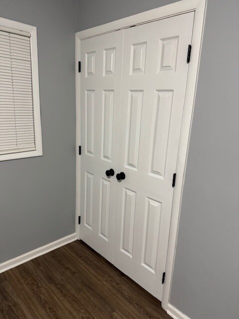 Bedroom 3 closet - 147 Longview Dr