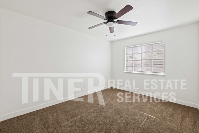 Building Photo - 8242 Scrub Oak Way