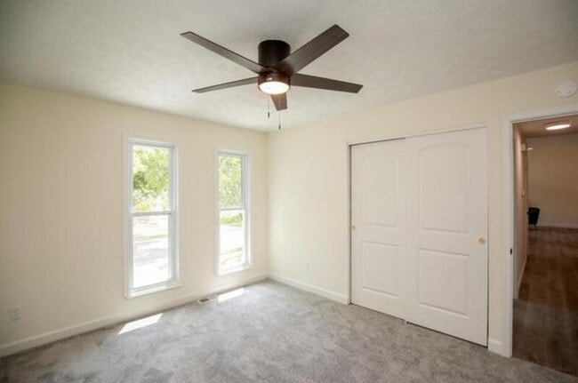 Building Photo - 810 Clearfield Ln