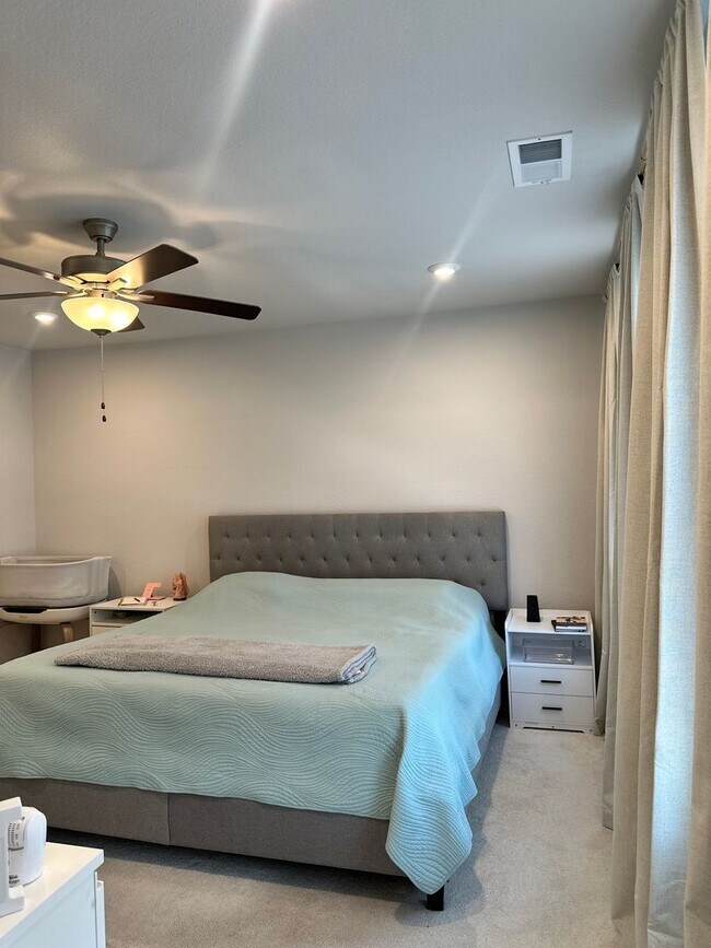 Building Photo - New construction 3 bedroom, 3.5 bathroom c...
