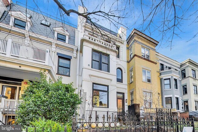 Building Photo - 1444 Harvard St NW