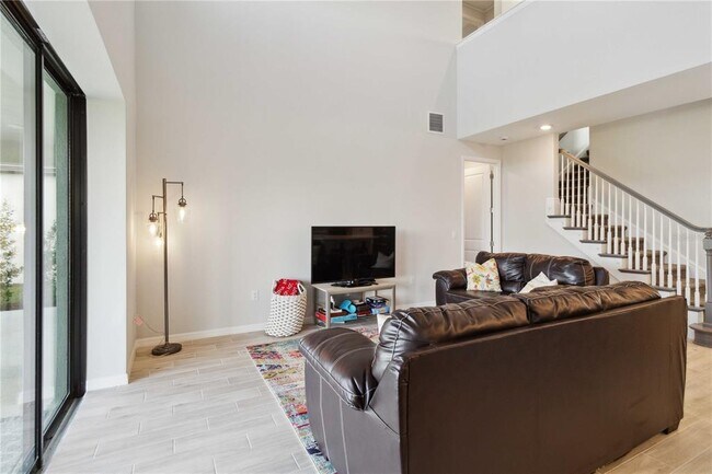 Building Photo - 5660 Blue Reef Pl