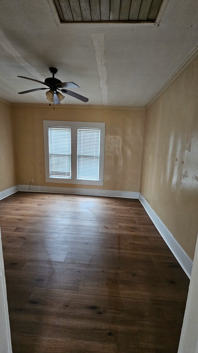 Building Photo - 1430 Grigsby St