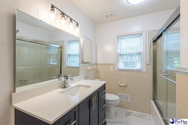 Building Photo - 2318 W Heron Dr