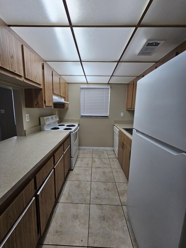 Building Photo - 2000 N Congress Ave