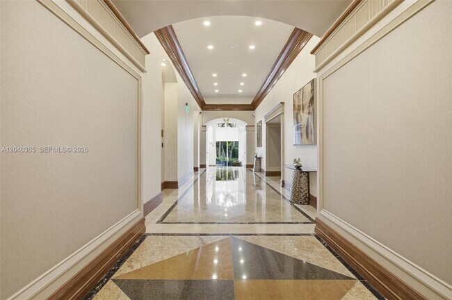 Building Photo - 16500 Collins Ave