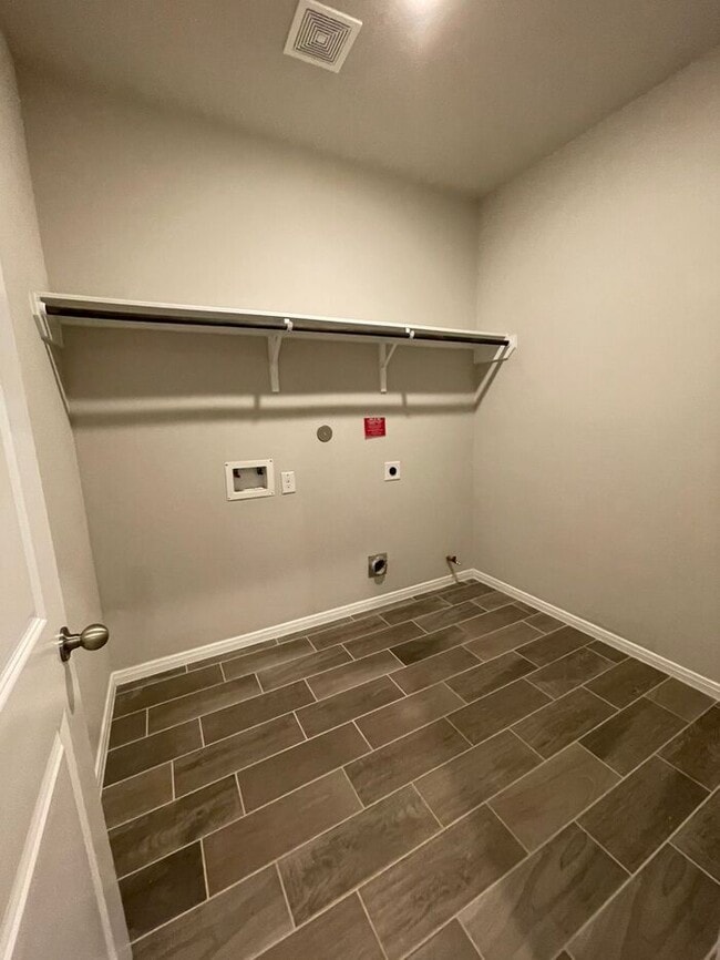 Building Photo - 8330 Sands Bank Ln