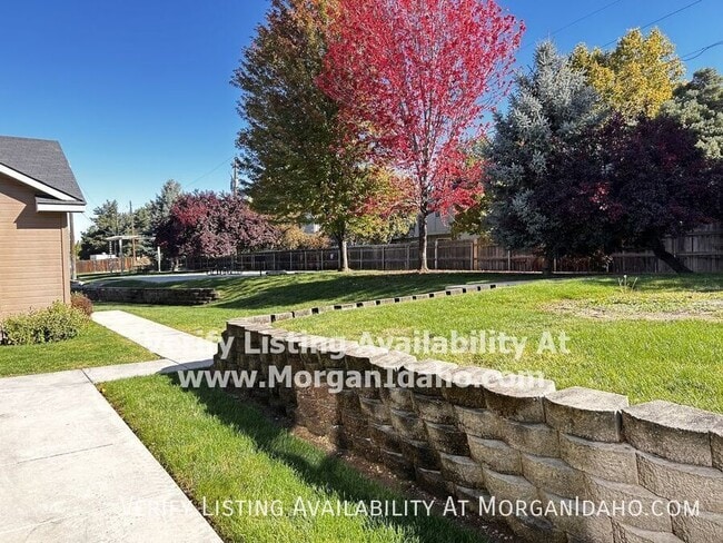 Building Photo - 6639 W Morris Hill Ln