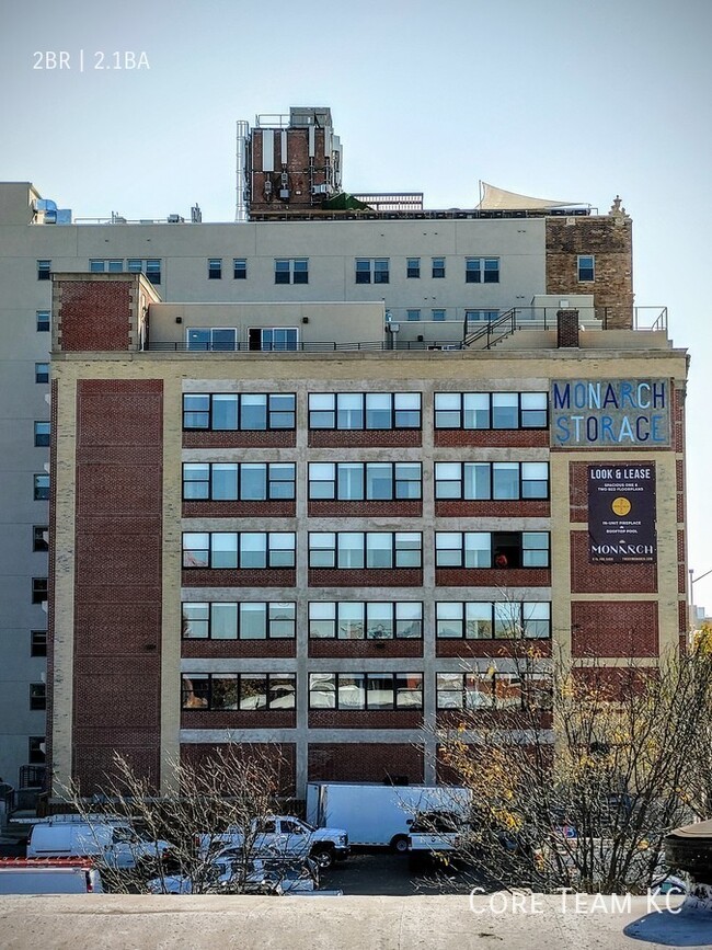 Building Photo - Large Loft in Midtown!