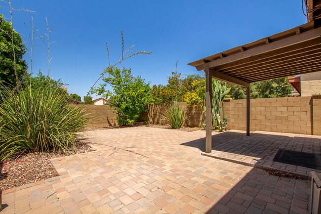 Building Photo - Beautifully upgraded 2 Bedroom/2 Bath Home...