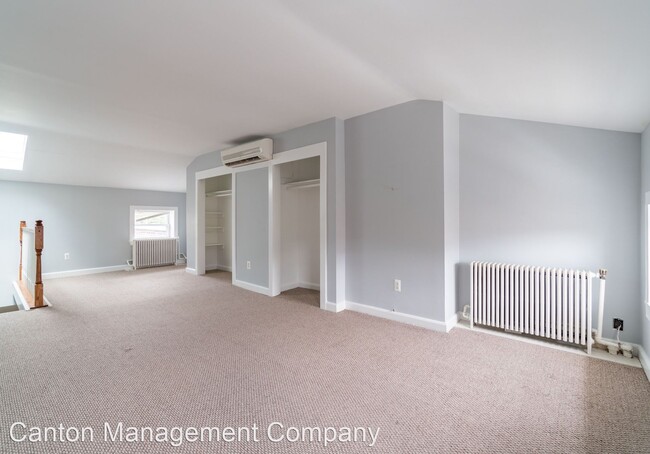 Building Photo - 3 br, 1.5 bath House - 1826 E. Lombard St.