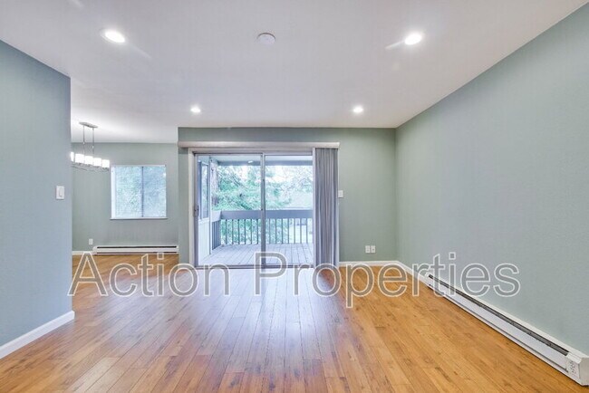 Building Photo - 505 Cypress Point Dr