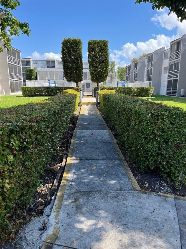 Building Photo - 14155 SW 87th St