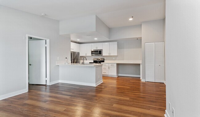 Renovated kitchens with premium finishes are available for upgrade. Ask the leasing team for more details. - Island Club