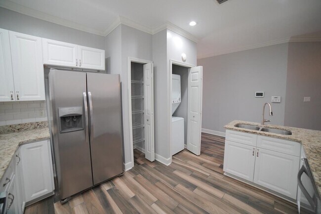 Building Photo - 5434 Hampton Hill Cir