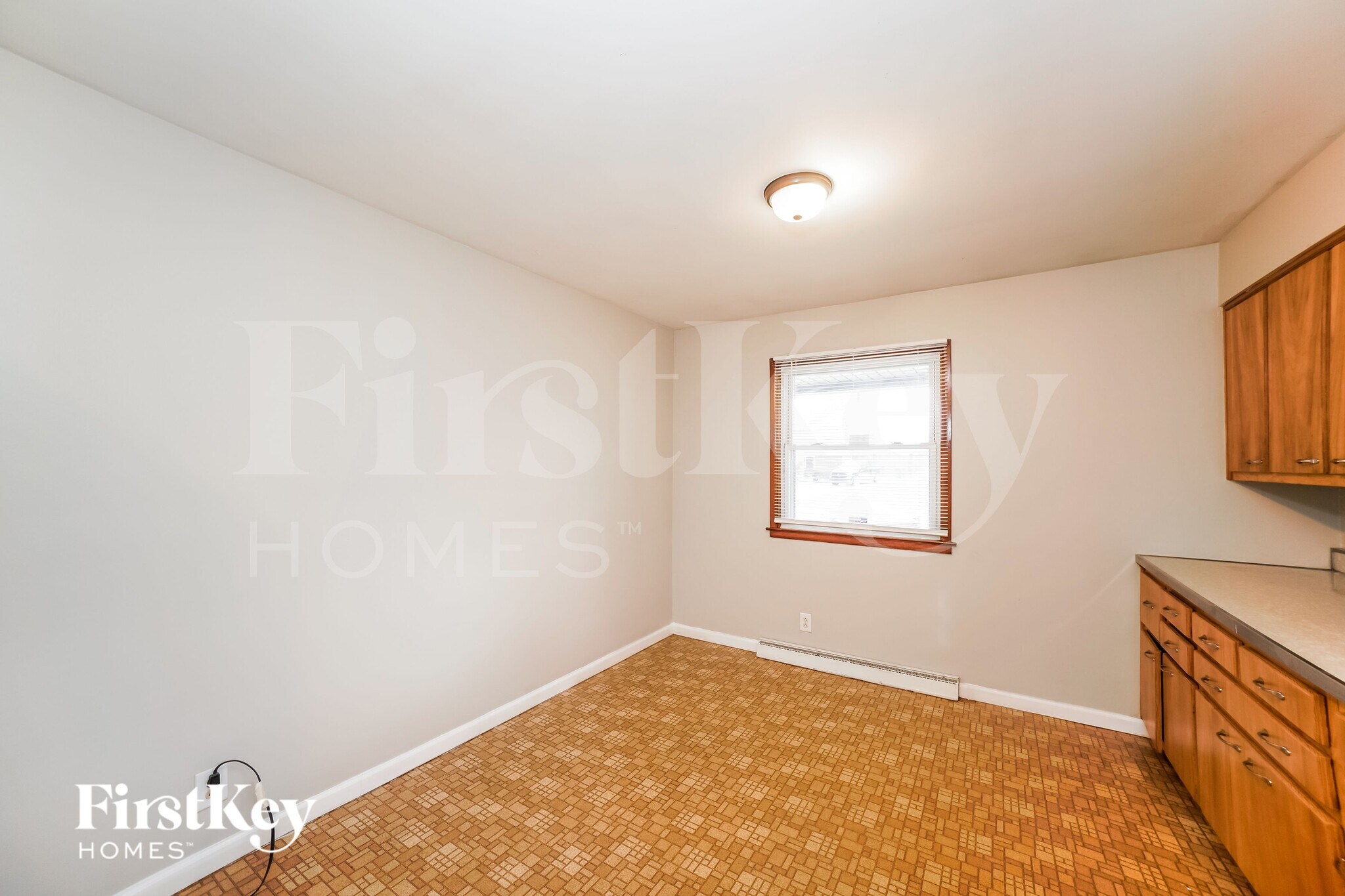 Building Photo - 5909 Nash Ln
