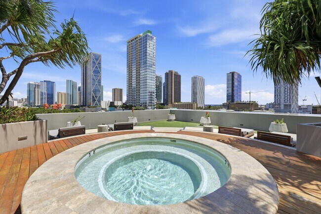 Building Photo - 888 Kapiolani Blvd