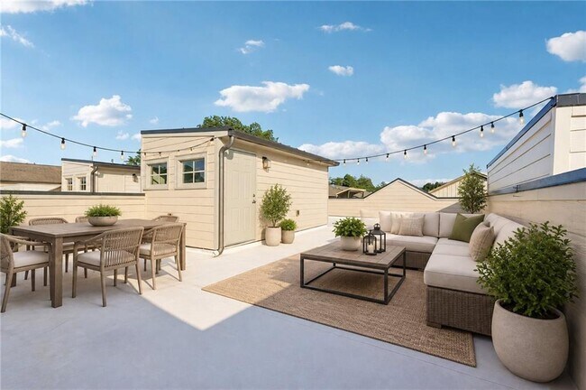 Building Photo - 6075 Webster Cir