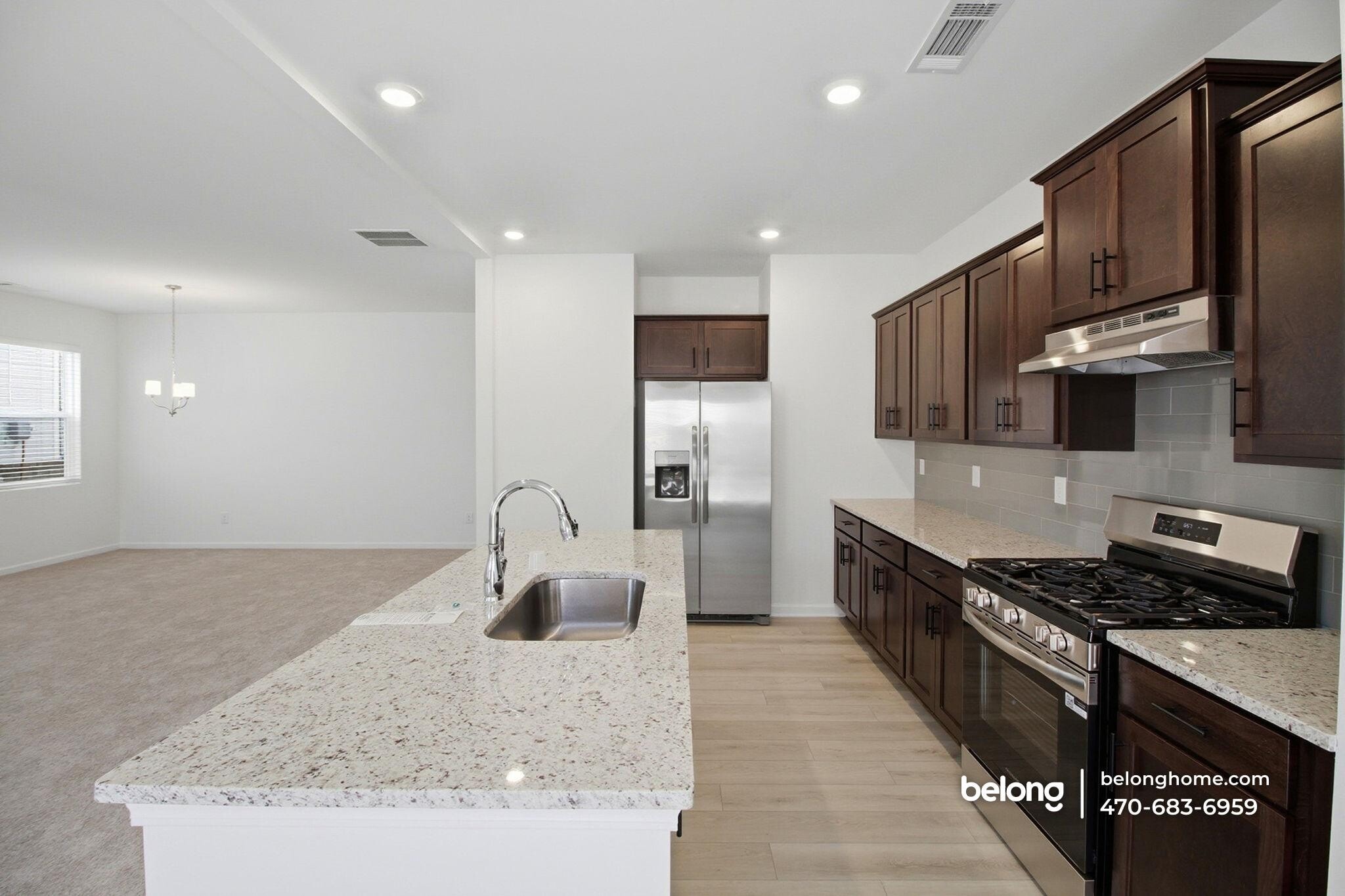 Building Photo - 101 Parkwood Dr