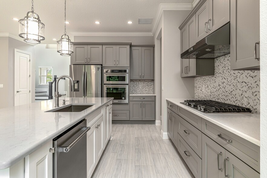 Kitchen with Upgraded Appliances - 10146 Royal Island Ct
