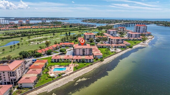 Building Photo - 6145 Sun Blvd