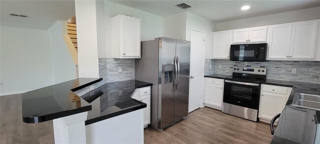 Building Photo - 9543 Maxson Dr