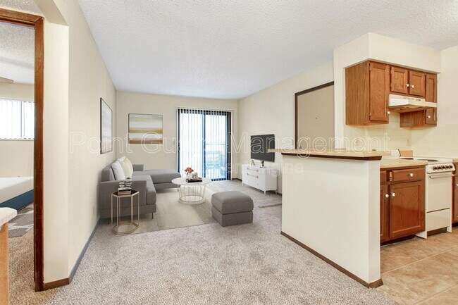 Building Photo - 2802 N Charles Ave