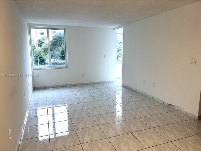 Building Photo - 250 180th Dr