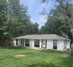 Building Photo - 6003 W Richards Dr