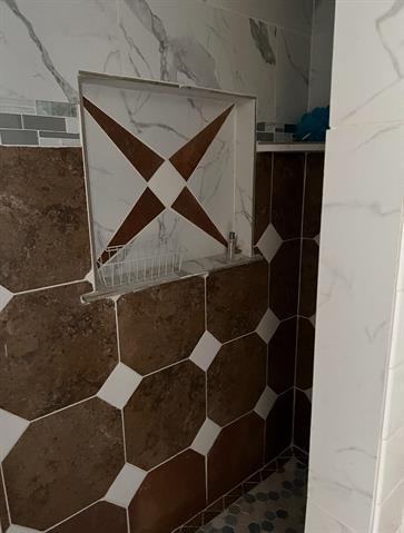 Building Photo - 1614 N Woods St