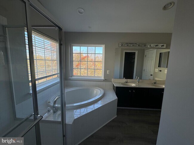 Building Photo - 6485 Ashby Grove Loop