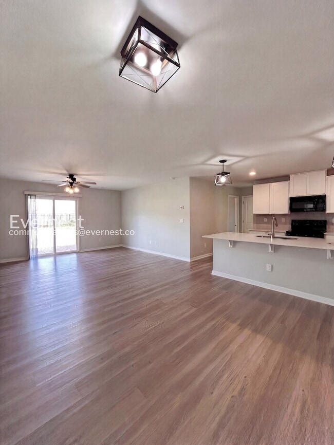 Building Photo - 1326 Bryson Ln