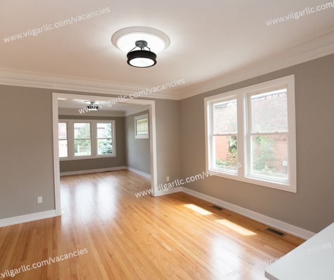 Building Photo - SPECIAL OPPORTUNITY – LARGE 6 BEDROOM RELATED-LIVING HOME