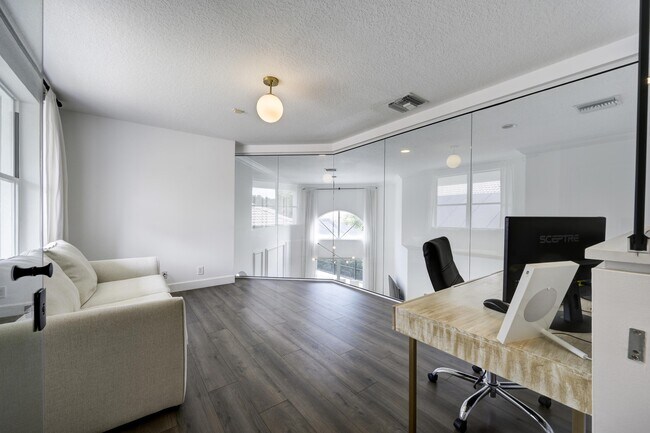 Building Photo - 3292 El Camino Real