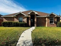 Building Photo - 3808 Ross St