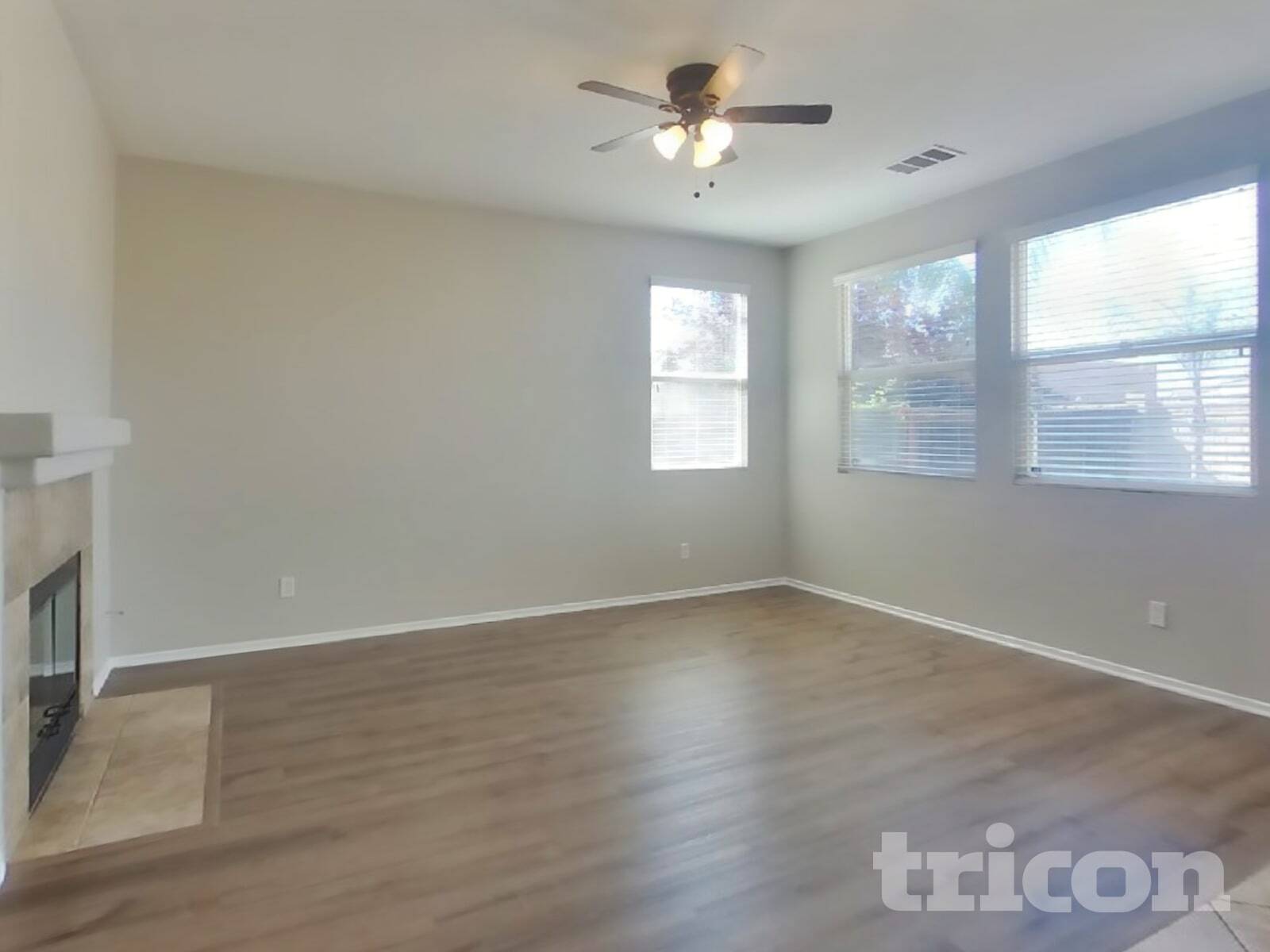 Building Photo - 29810 Cottonwood Cove